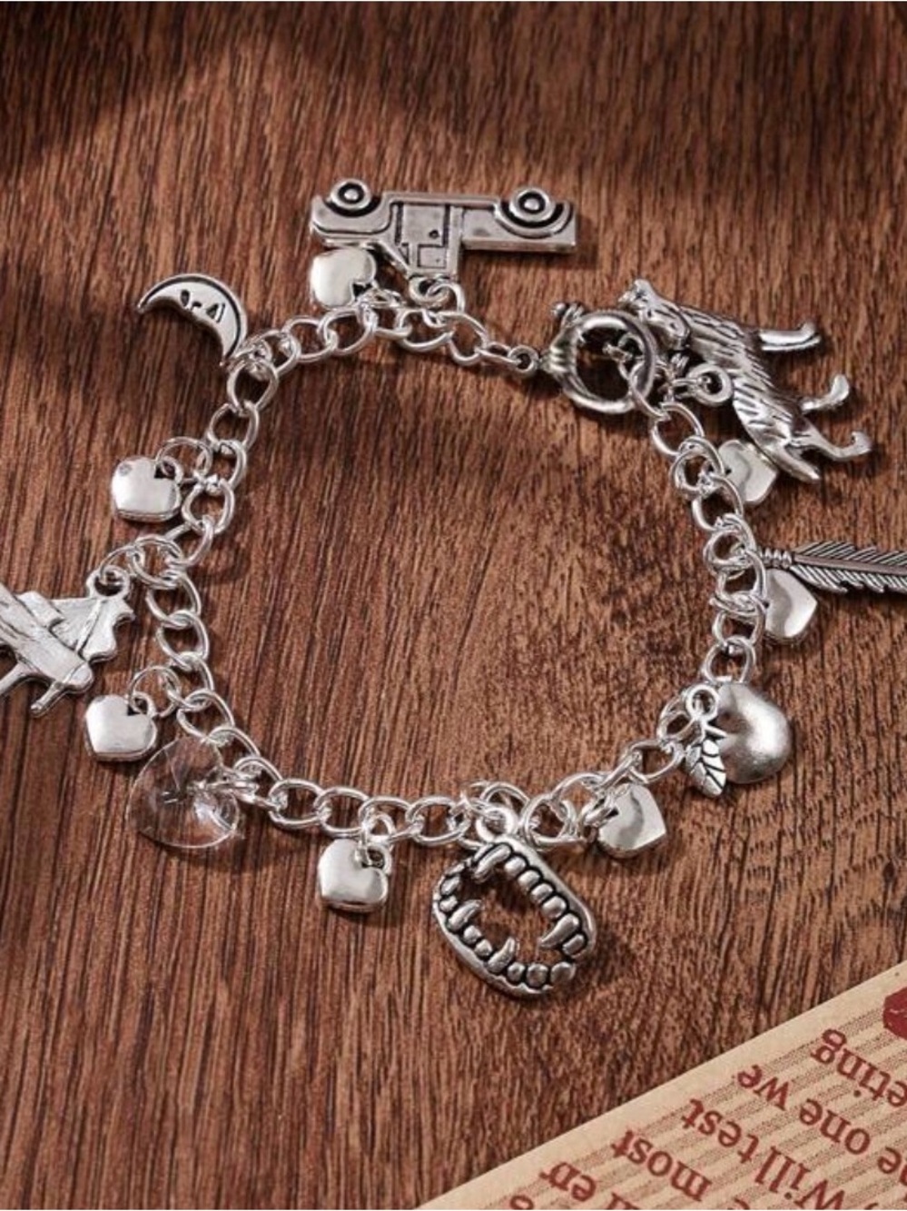 Twilight Saga Silver Link Charm Bracelet Bella Edward Jacob Wolf Vampire New